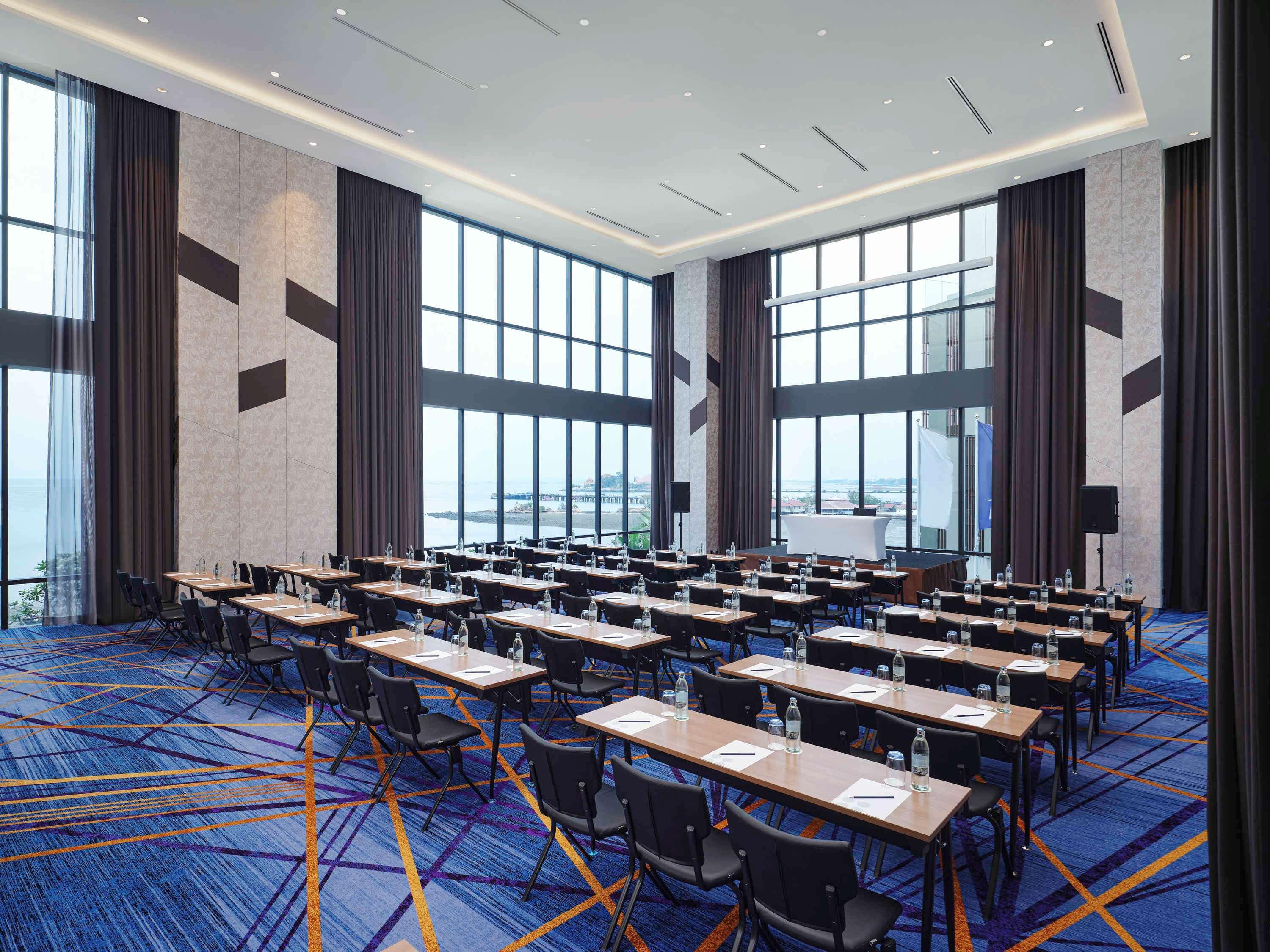 Novotel Marina Sriracha Si Racha Exterior foto