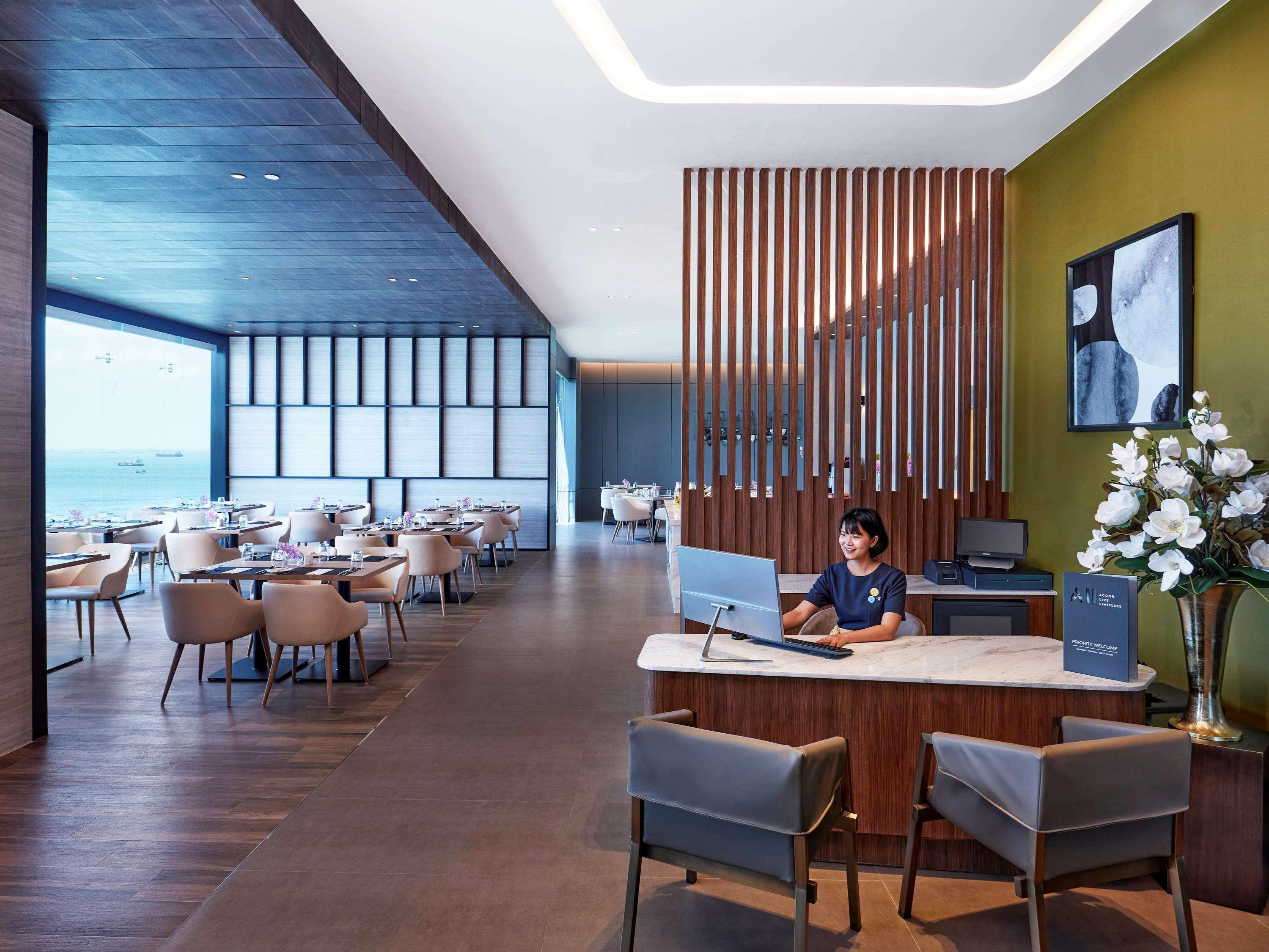 Novotel Marina Sriracha Si Racha Exterior foto